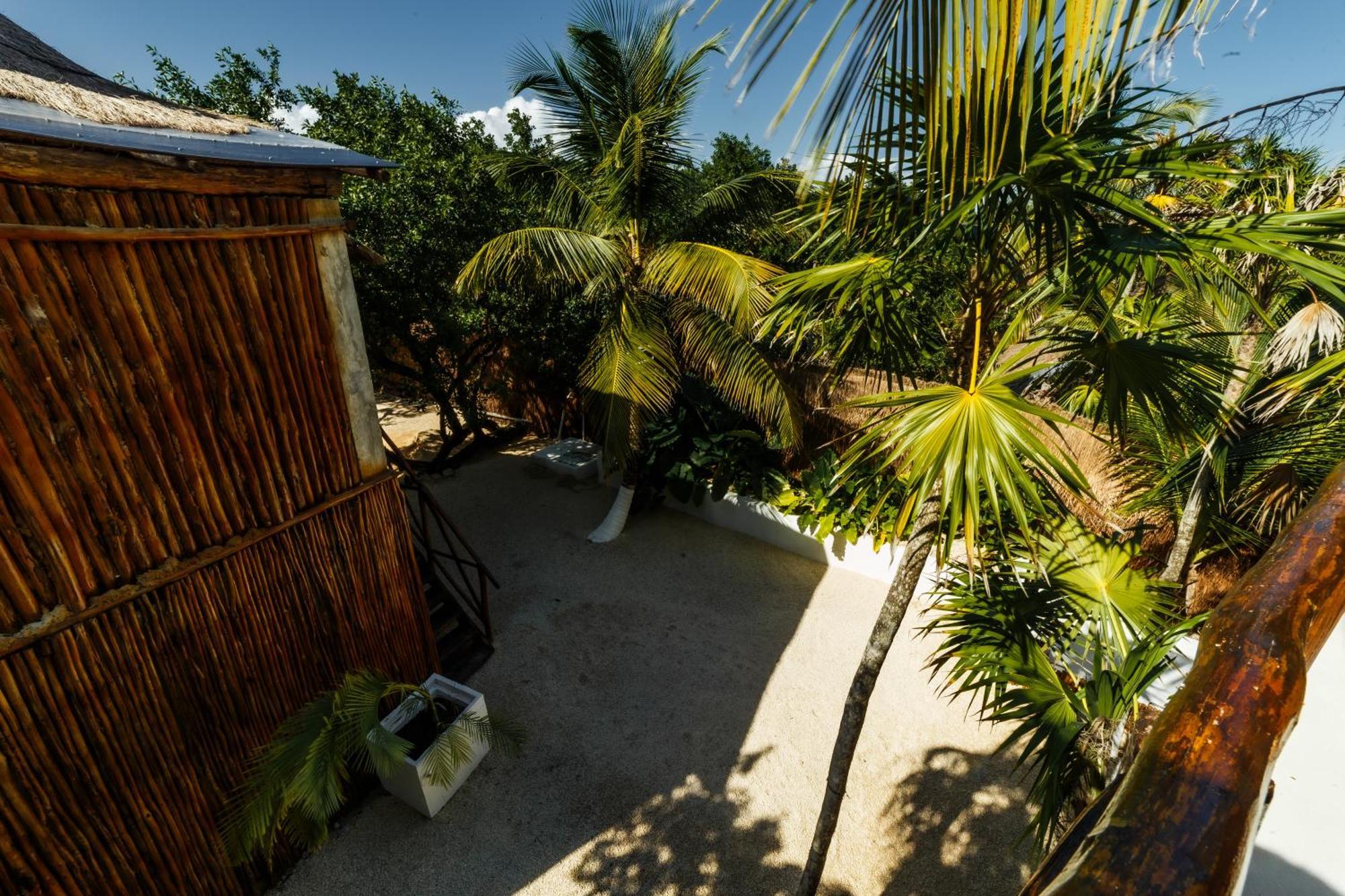 Eco Banitas Tulum Hotel Exterior photo