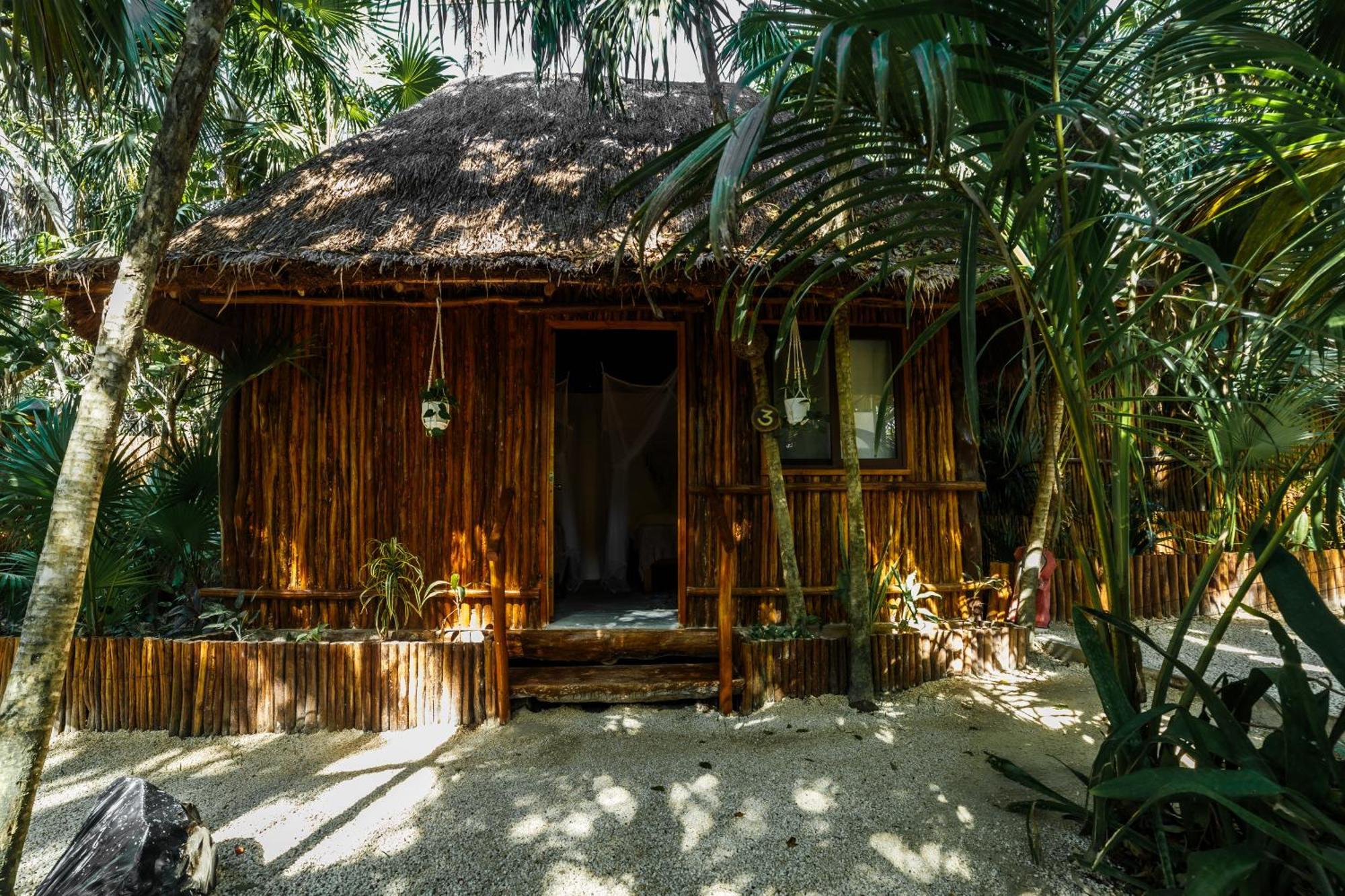 Eco Banitas Tulum Hotel Exterior photo