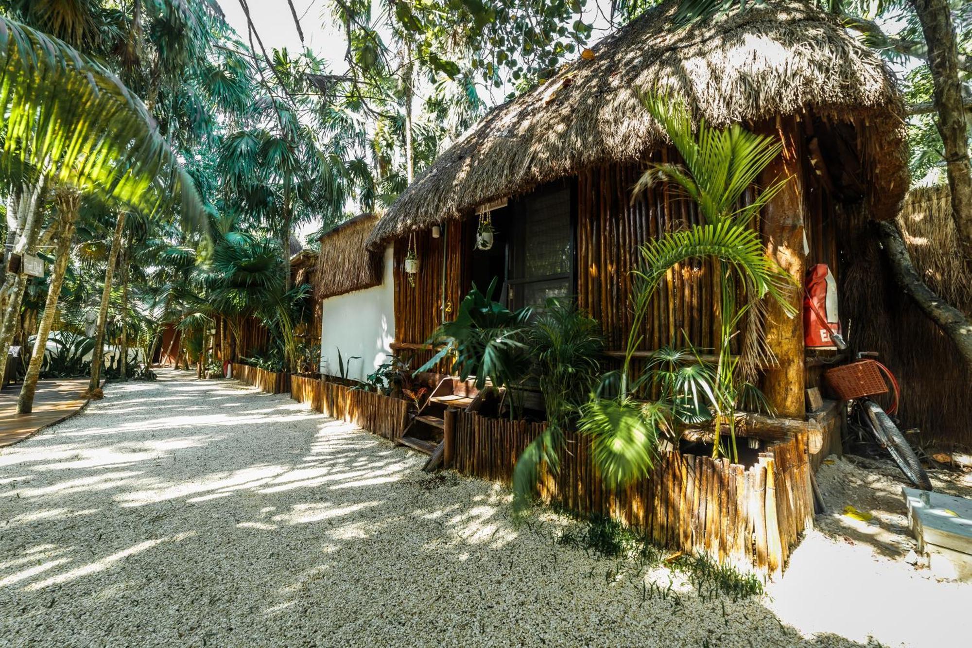 Eco Banitas Tulum Hotel Exterior photo